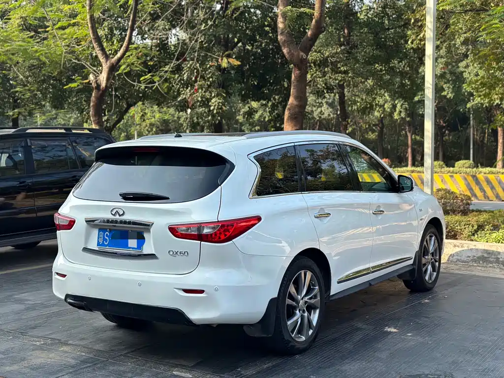Infiniti QX60 (Import) 3.5 L 4 WD All-round