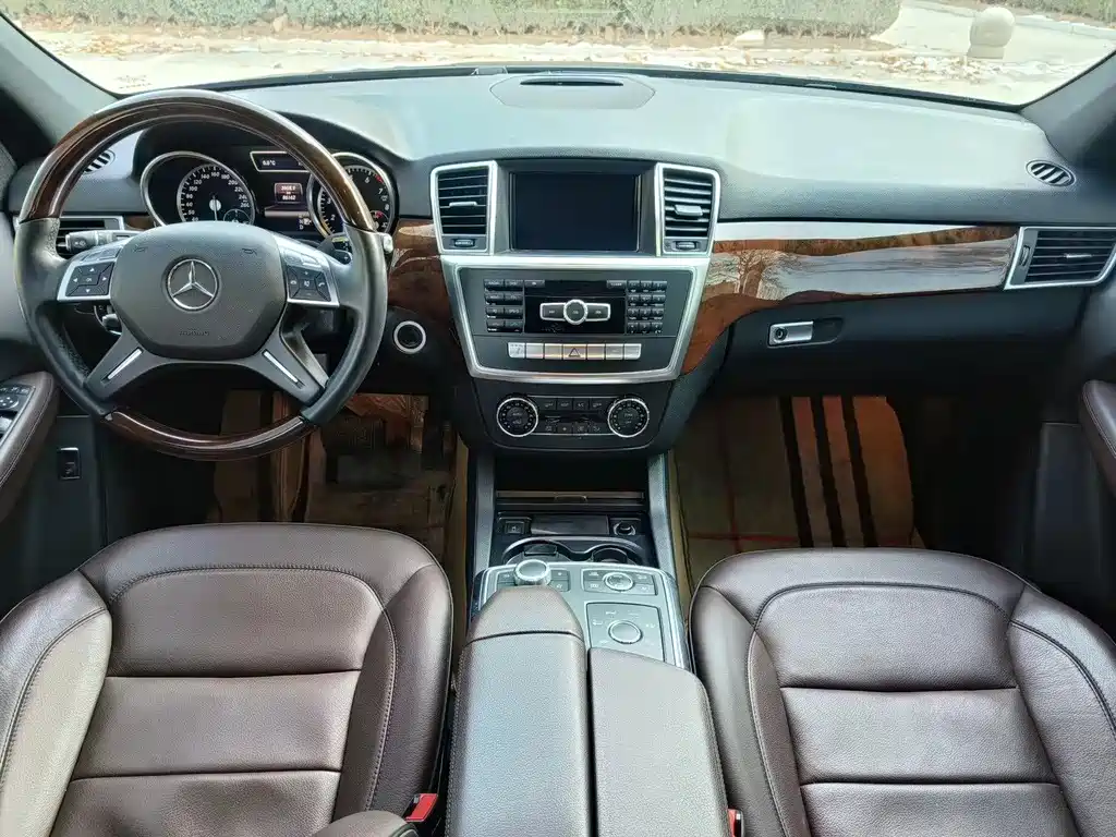 Mercedes-Benz M-Class ML 350 Luxury