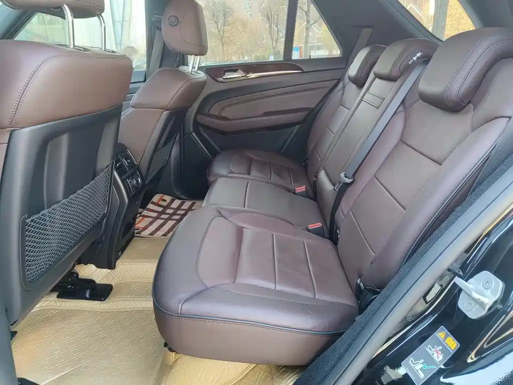 Mercedes-Benz M-Class ML 350 Luxury