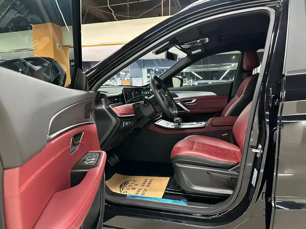 Jetour X70 PLUS Champion 1.5 T DCT Champion PRO 5-seat