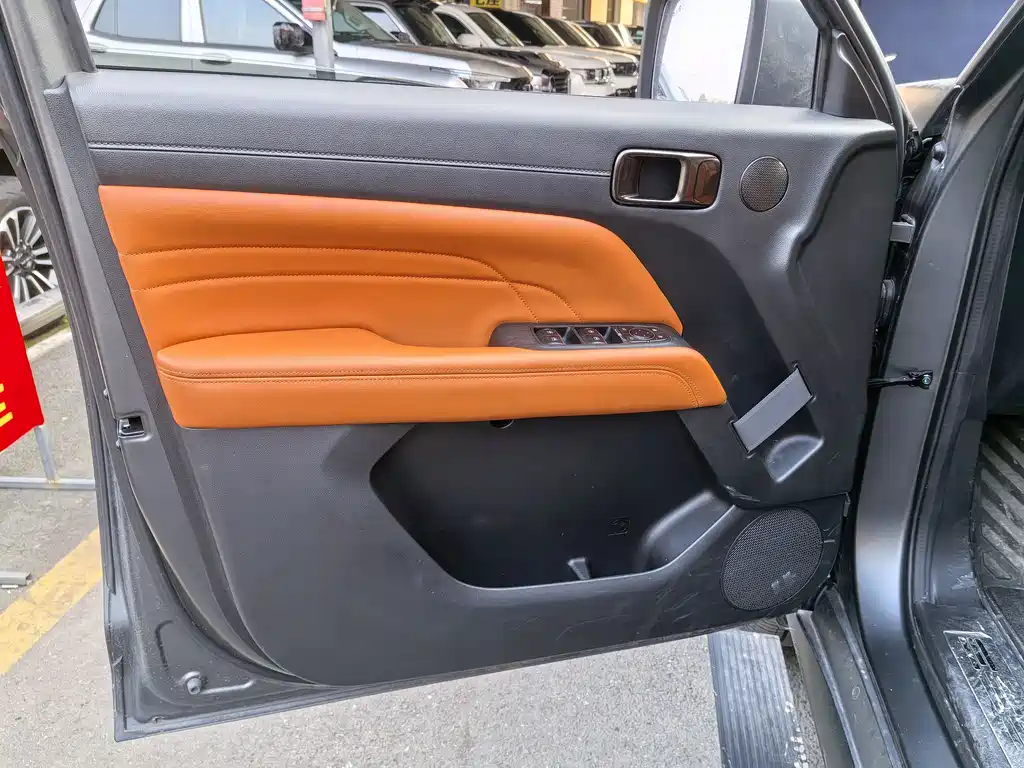 Haval H9 2.0 T Gasoline 4 WD Expand Realm