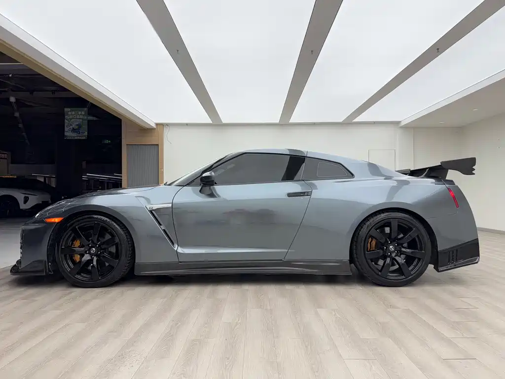 Nissan GT-R 3.8 T Premium Edition