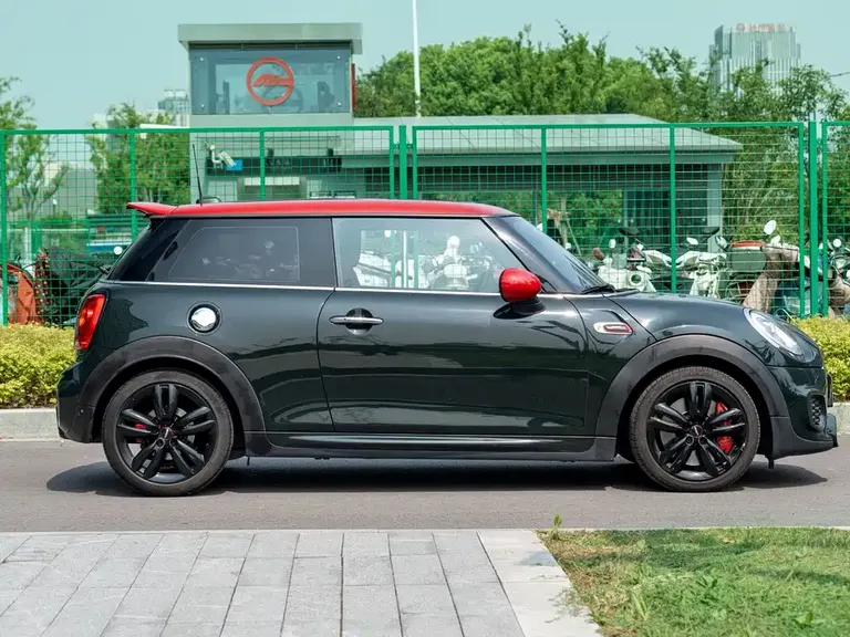 MINI JCW 2.0 T JOHN COOPER WORKS