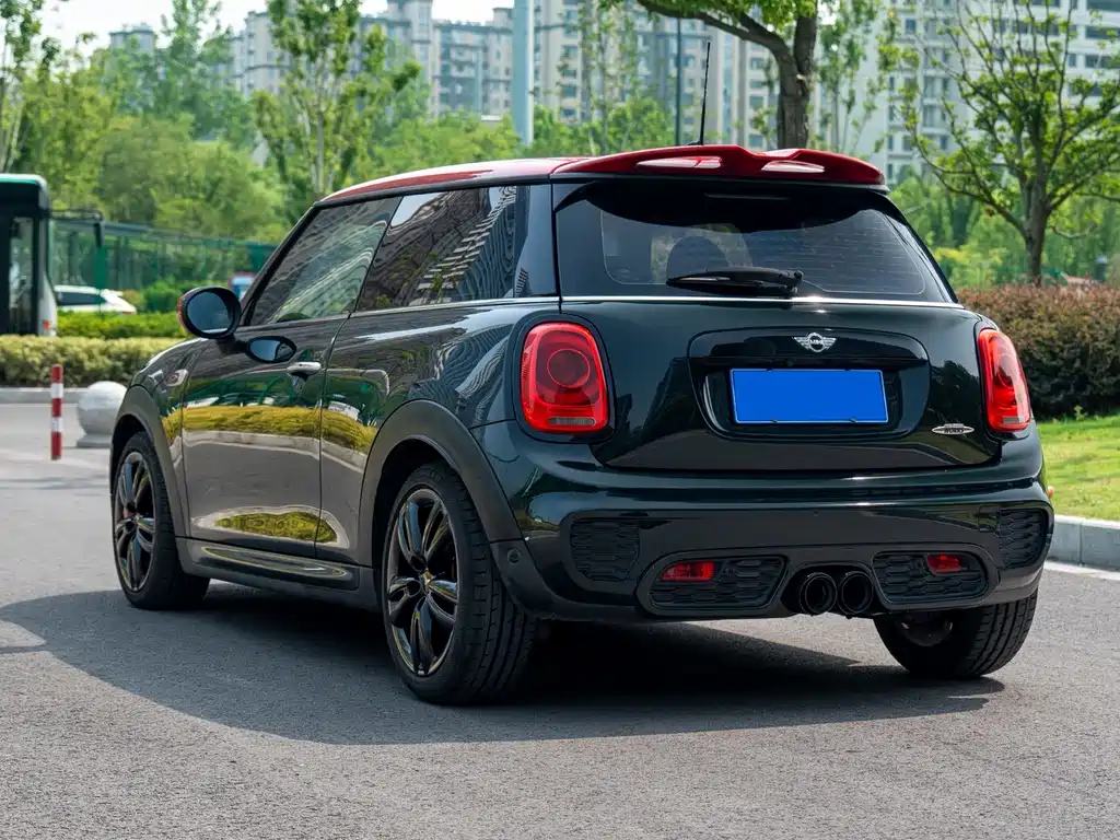MINI JCW 2.0 T JOHN COOPER WORKS