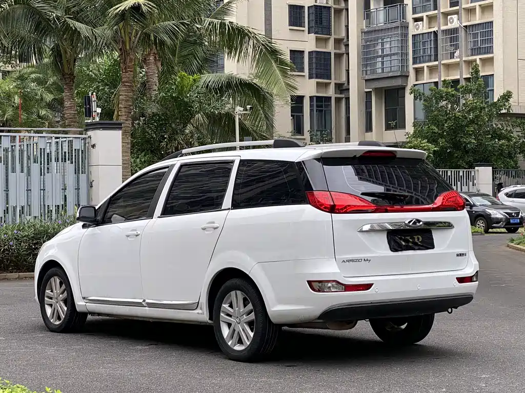 Arrizo M7 2.0 L CVT Wide Joy 223-seat