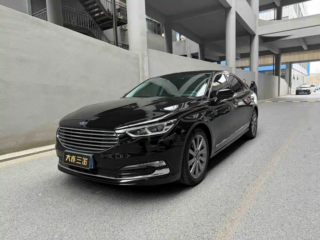 Taurus EcoBoost 245 Vignale Premium Enjoyment