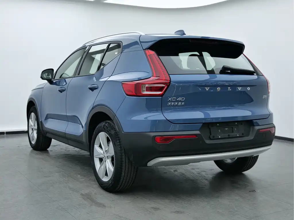Volvo XC40 B3 Smart Travel Fashion