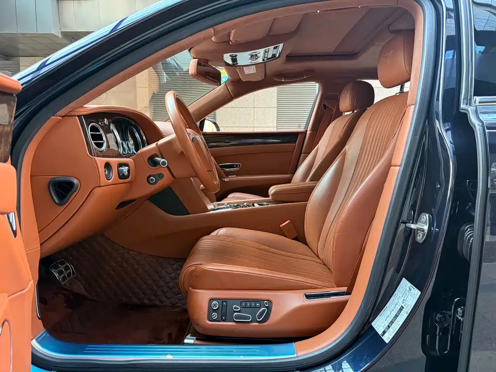 Flying Spur 4.0 T V8 Standard