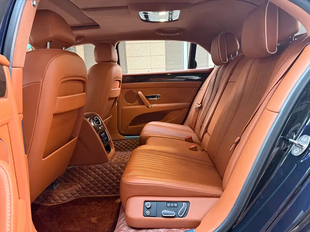 Flying Spur 4.0 T V8 Standard