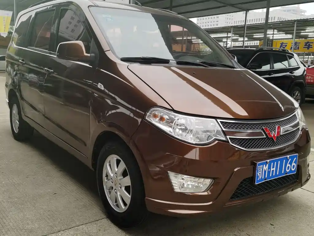 Wuling Hongguang 1.5 L Facelift S Comfort