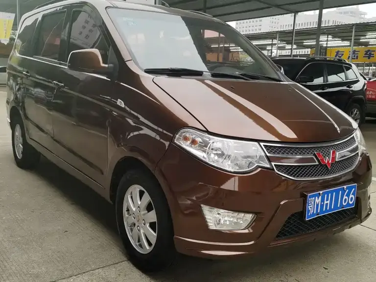 Wuling Hongguang 1.5 L Facelift S Comfort