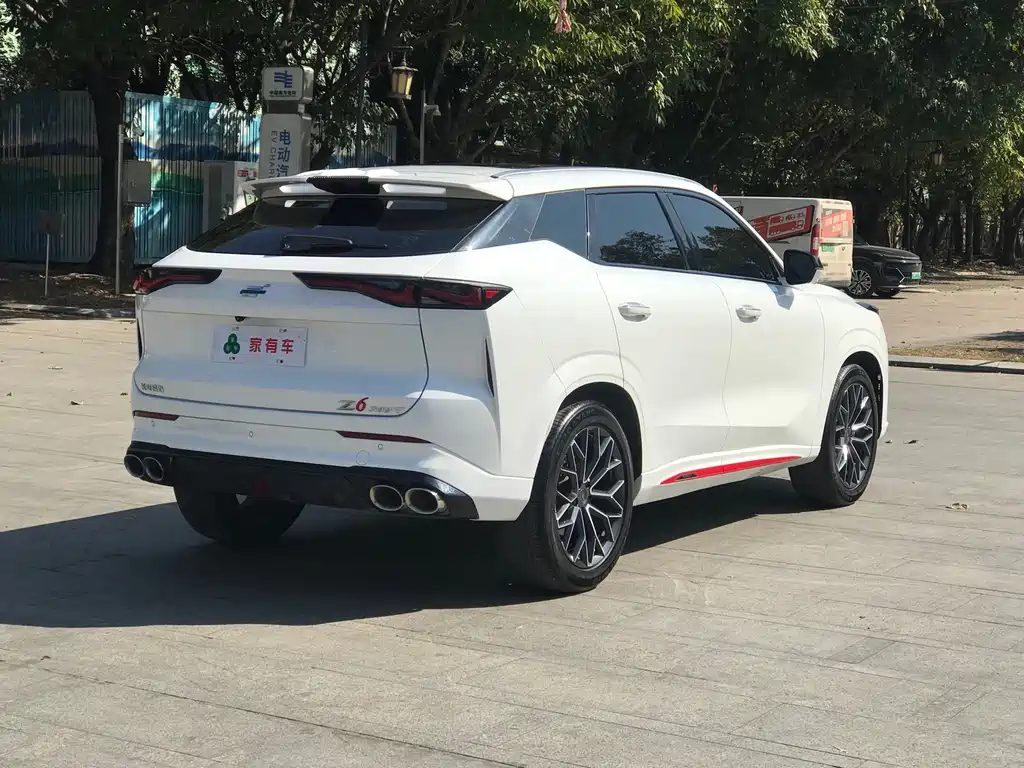 Changan Oshan Z6 Blue Whale 1.5 T DCT Smart Supreme