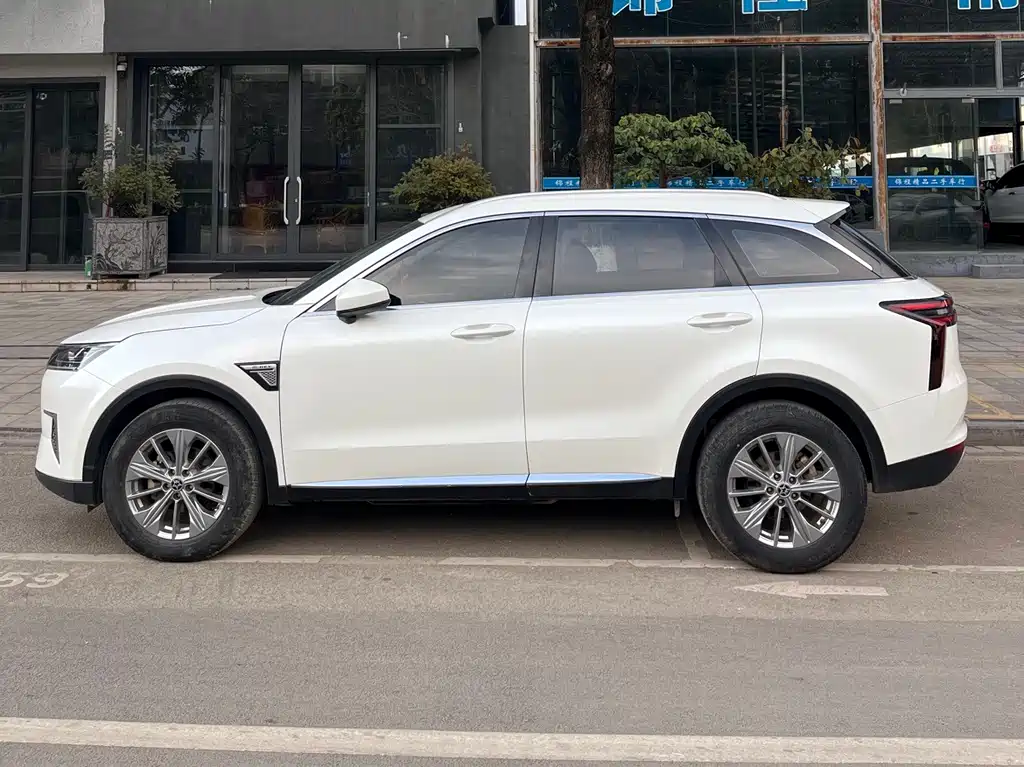Venucia Star 260 T Auto 48 V Mild Hybrid Turbo Star Enjoyment