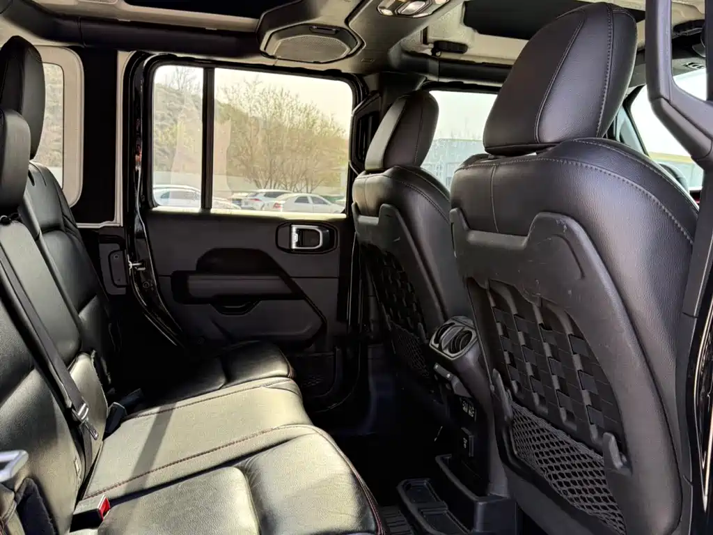 Wrangler 2.0 T Rubicon 4-door