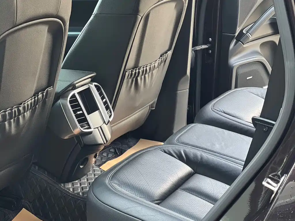 Cayenne Cayenne Platinum Edition 3.0 T