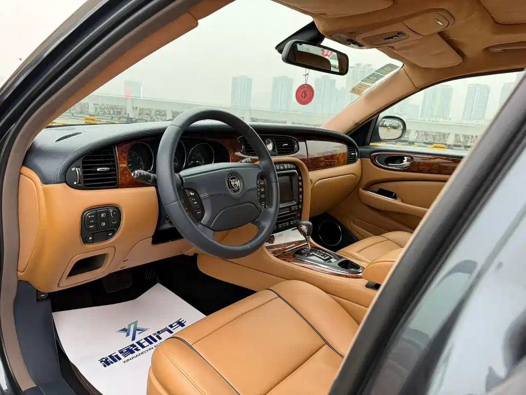 Jaguar XJ XJ6 L 3.0 Royal Extended