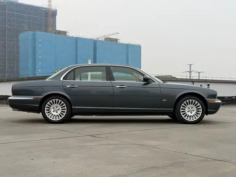 Jaguar XJ XJ6 L 3.0 Royal Extended