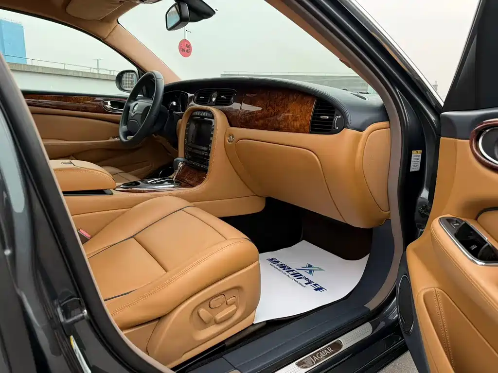Jaguar XJ XJ6 L 3.0 Royal Extended