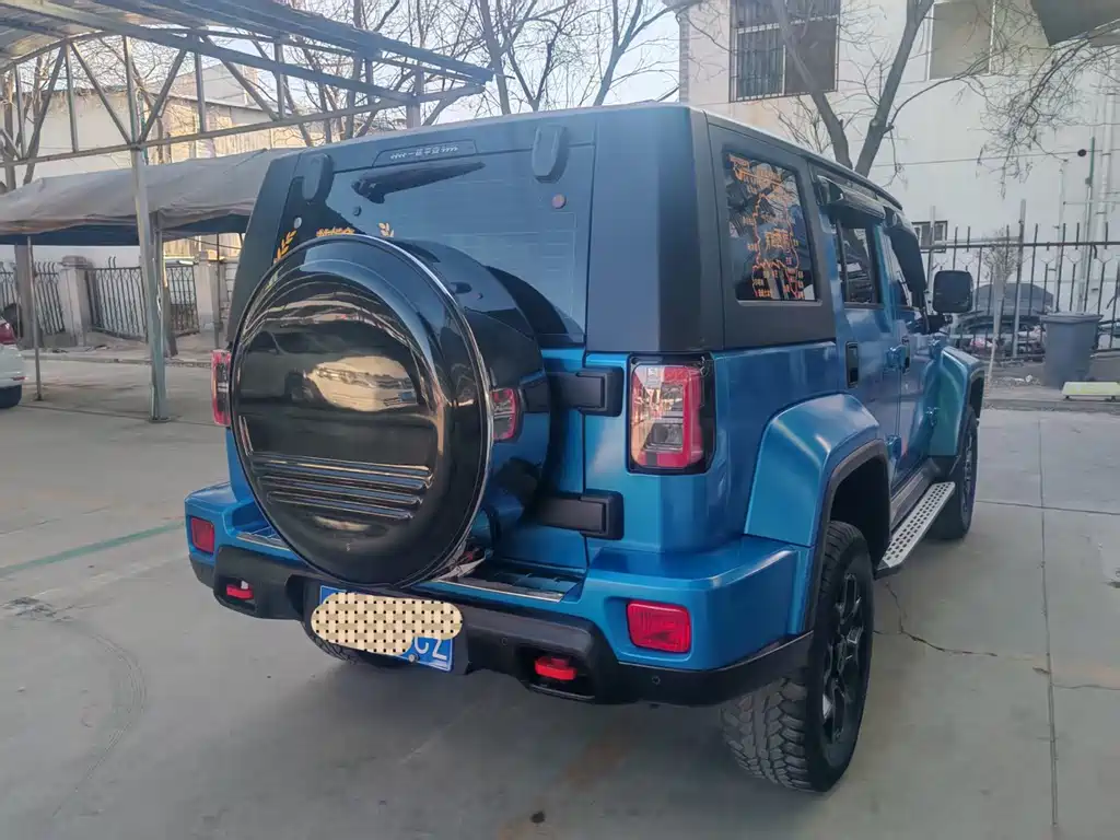 BAIC BJ40 2.3 T Auto 4 WD Rainforest Cross