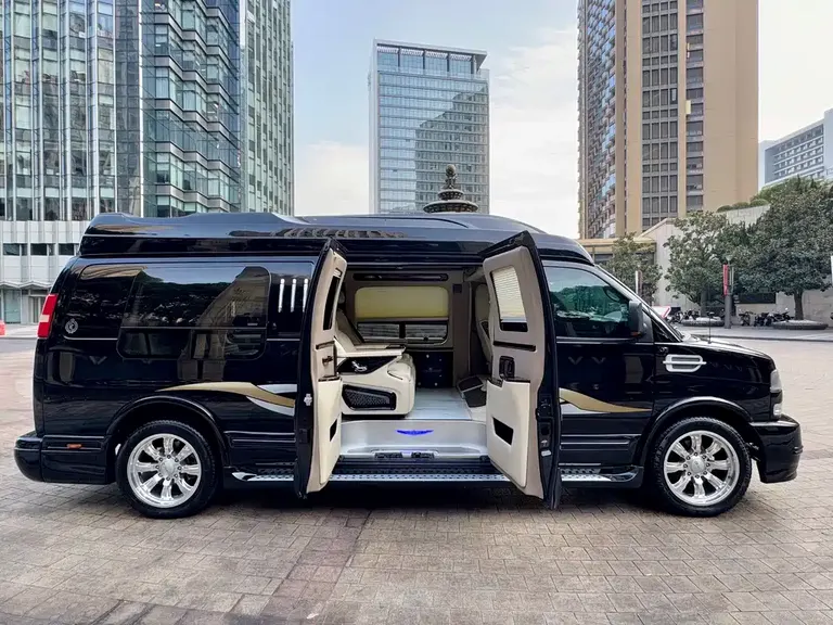 GMC SAVANA 6.0 L G660 S Elegant Supreme Sky