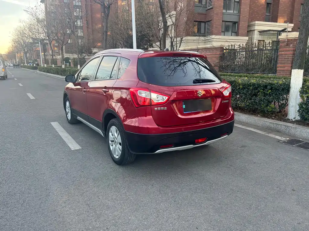 S-Cross 1.6 L CVT 2 WD Elite