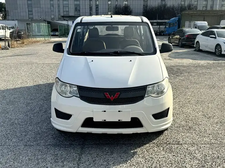 Wuling Hongguang 1.2 L Classic S Basic