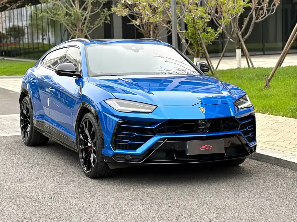 Urus 4.0 T V8