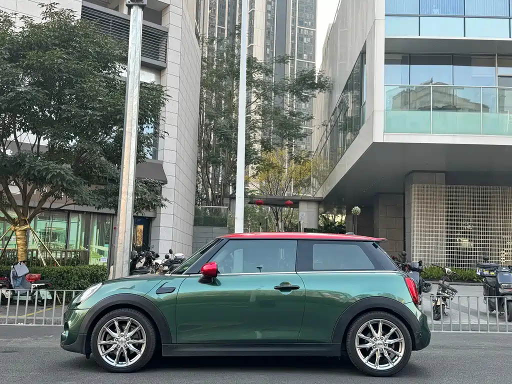 MINI 2.0 T COOPER S