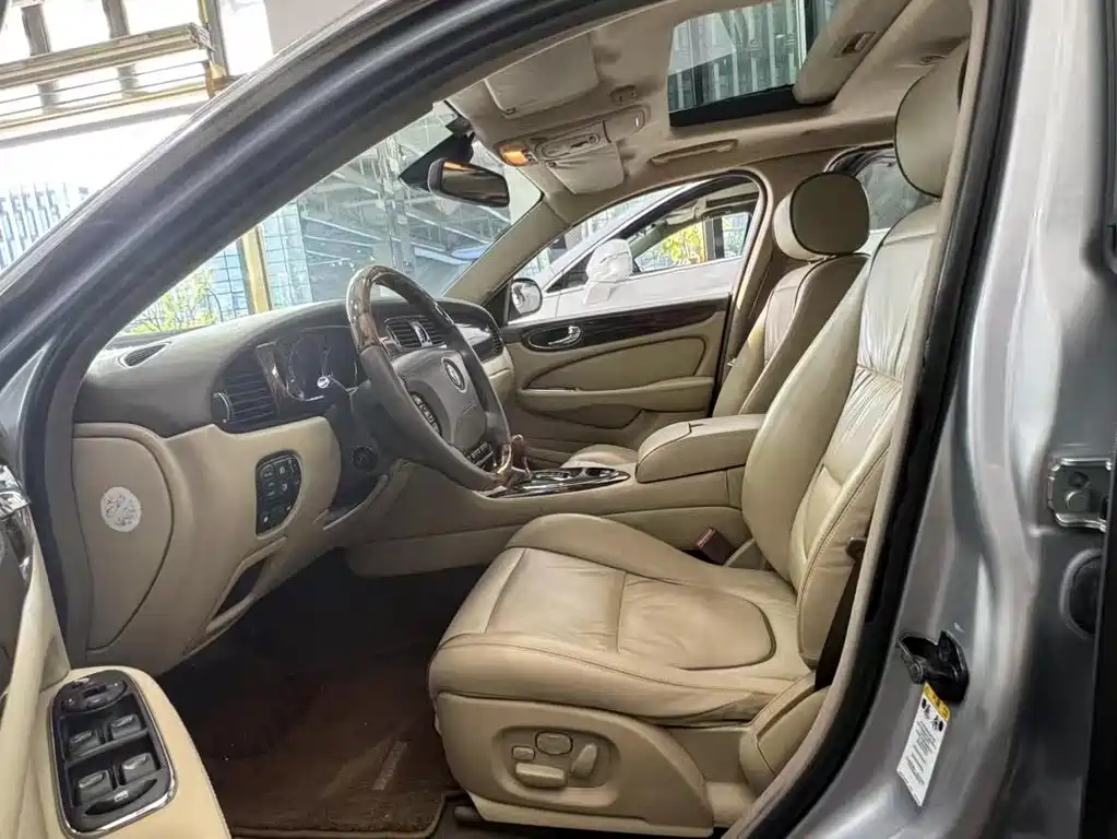 Jaguar XJ XJ6 L 3.0 Royal Extended