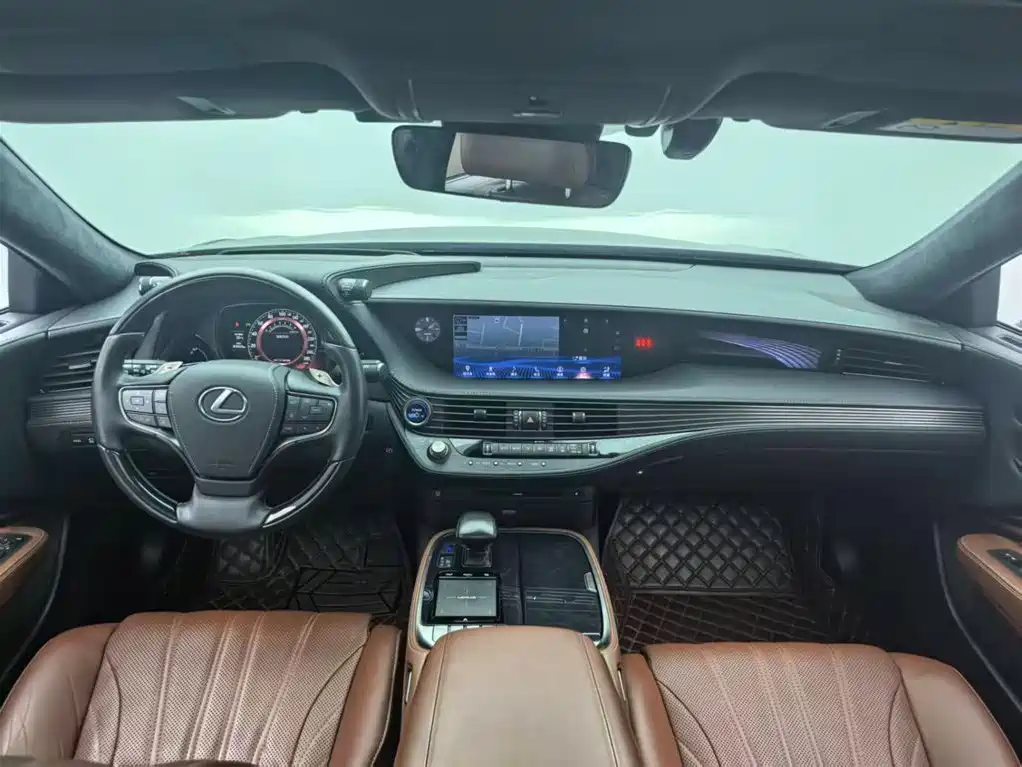 Lexus LS 500 h Executive CN-V