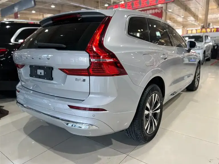 Volvo XC60 B5 4 WD Smart Ease Luxury