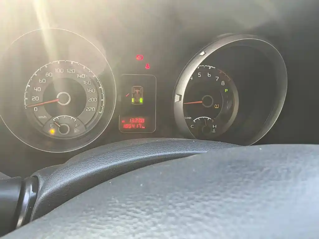 Pajero (Import) 3.0 L Auto Distinguished