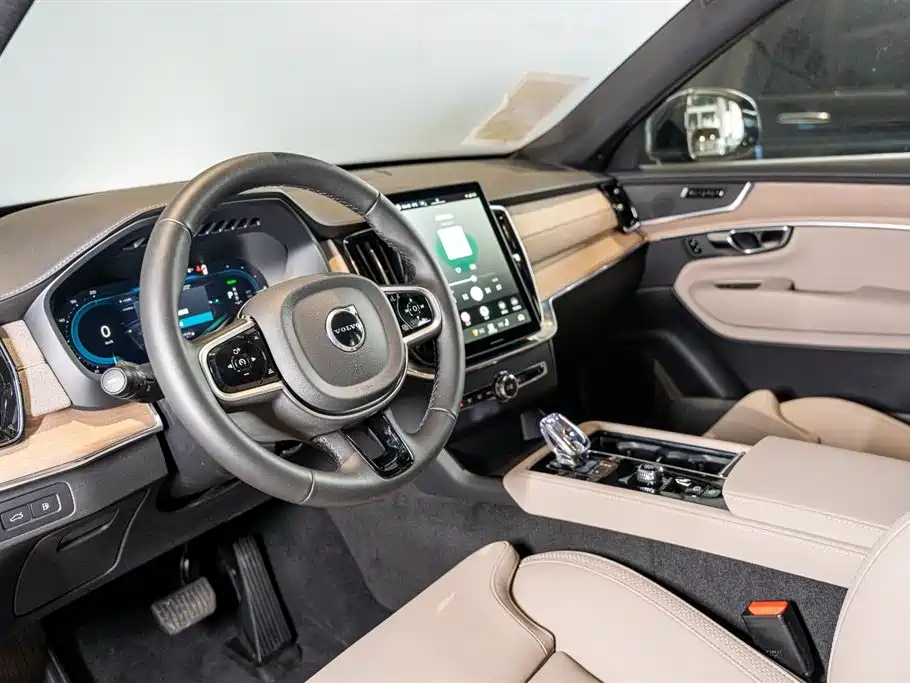 Volvo XC90 PHEV Facelift T8 Smart Vision Luxury 7-seat