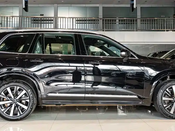 Volvo XC90 PHEV Facelift T8 Smart Vision Luxury 7-seat