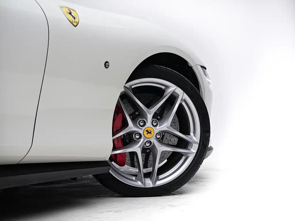 Roma 3.9 T V8
