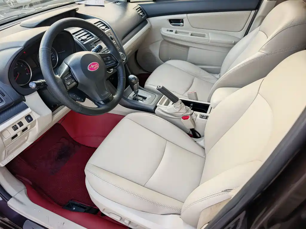 Subaru XV 2.0 i Luxury