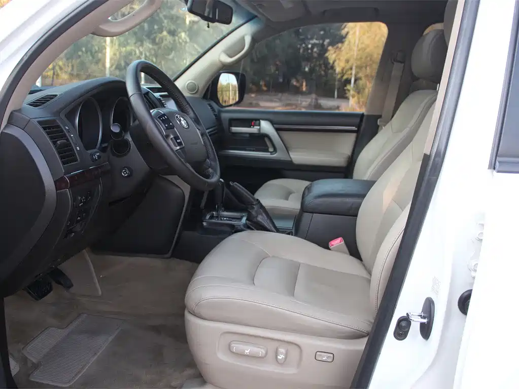 Land Cruiser 4.7 L Auto VX