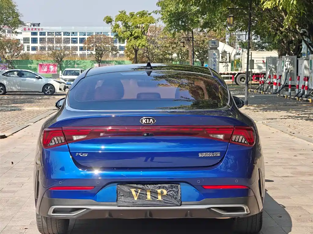 Kia K5 270 T CVVD Luxury