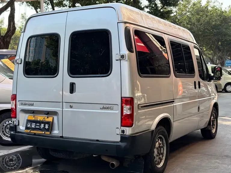 JMC Transit Custom 2.8 T Business SWB Mid Roof 12-seat CN-VI JX493