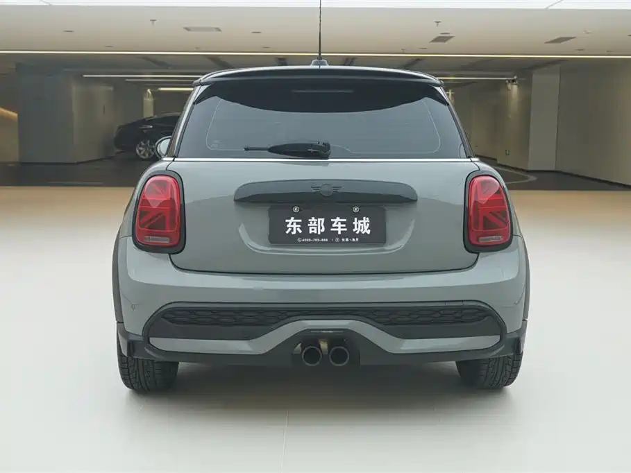 MINI Facelift 2.0 T COOPER S Classic