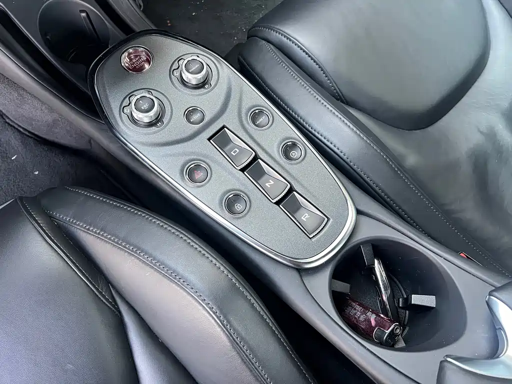 McLaren GT 4.0 T Standard