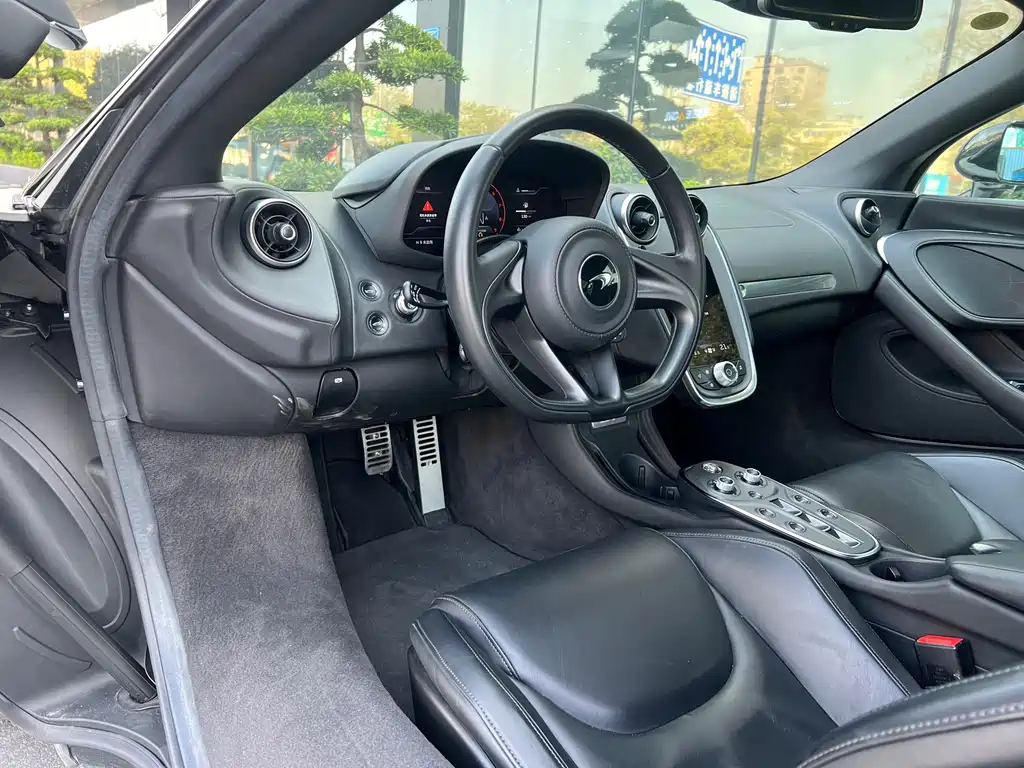 McLaren GT 4.0 T Standard