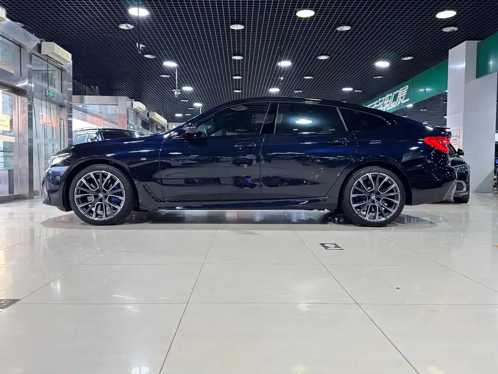 BMW 6 Series GT 630 i M Sport Premium Enjoyment Package