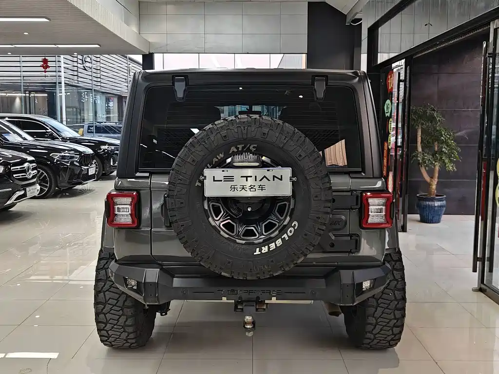 Wrangler 2.0 T Sahara 4-door CN-VI