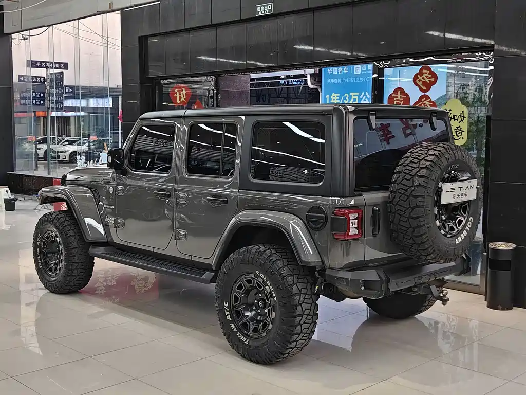 Wrangler 2.0 T Sahara 4-door CN-VI