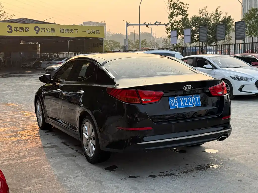 Kia K5 2.0 L Auto GL