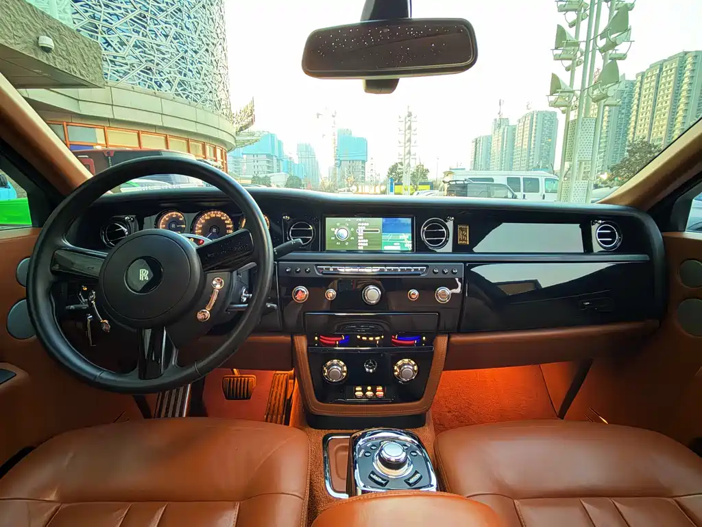 Phantom 6.7 L Standard