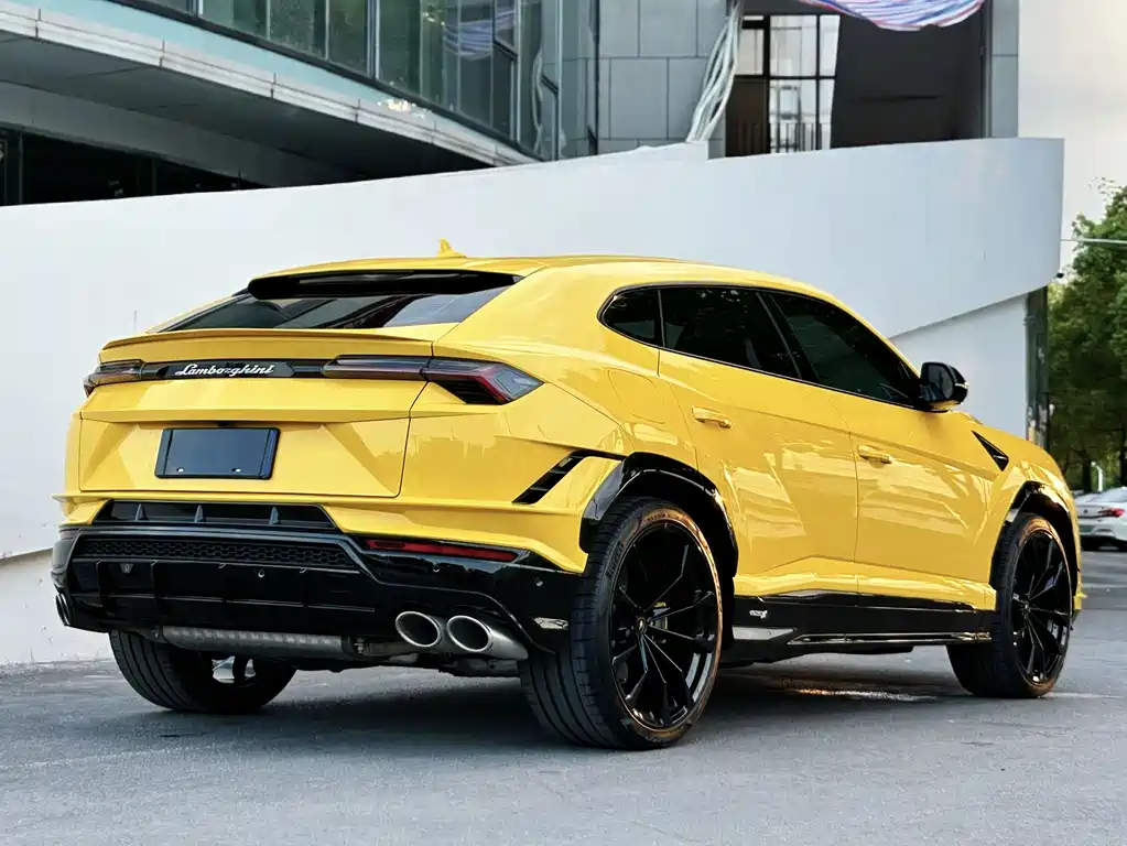 Urus 4.0 T V8 S