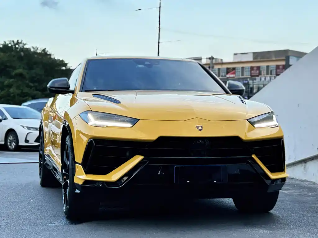 Urus 4.0 T V8 S