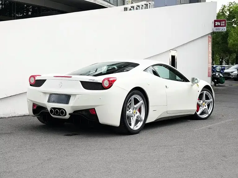 Ferrari 458 4.5 L Italia